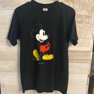 Vintage Mickey Mouse T-Shirt • M
